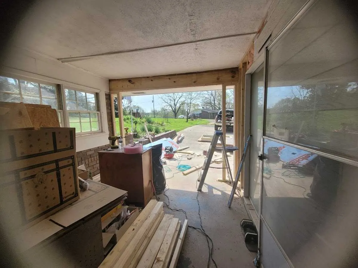 Air movers and dehumidifier for Water Mitigation Services in Morton